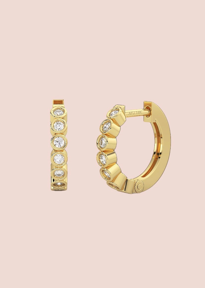 April-First-Berlin-Fine-Jewelry-14k-Gold-Diamond-Bezel-Huggie