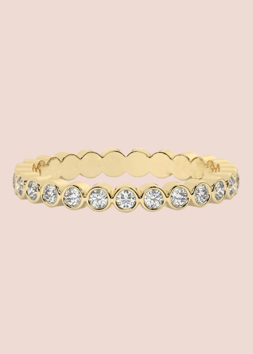 April-First-Berlin-Fine-Jewelry-14k-Gold-Diamond-Bezel-Ring