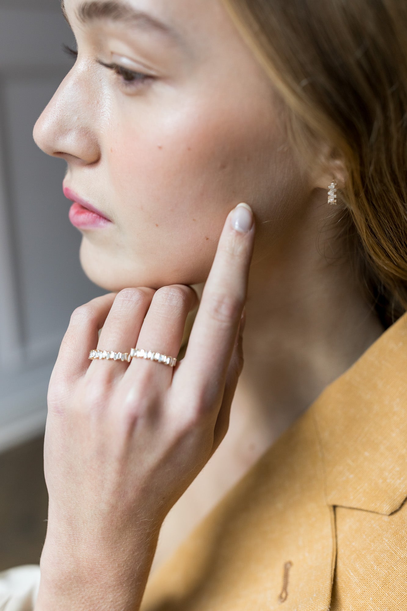 April-First-Berlin-Fine-Jewelry-14k-Gold-Diamond-Baguette-Ring