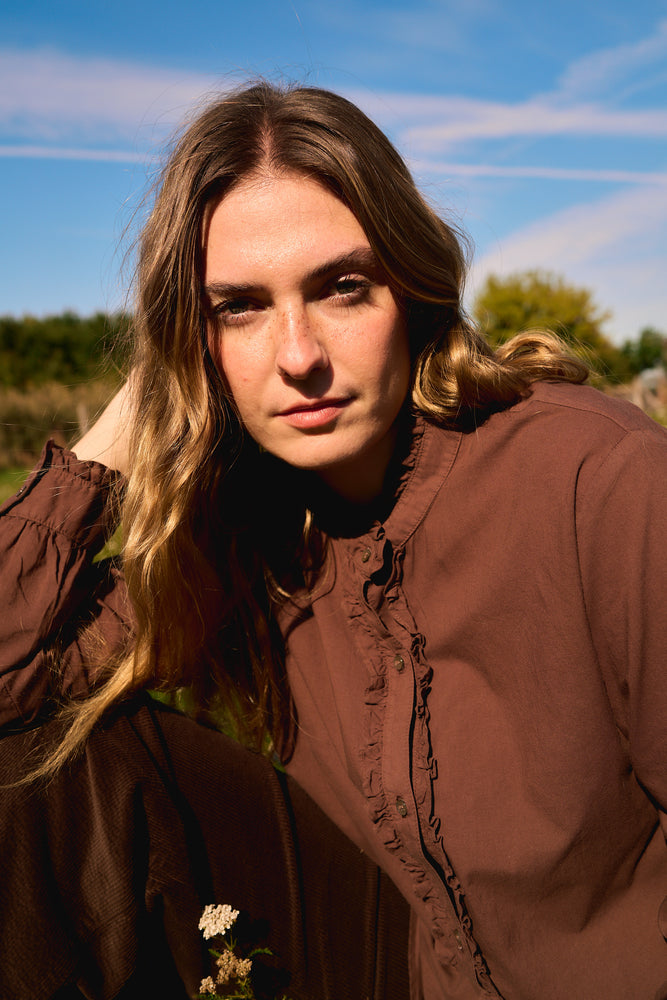 
                  
                    Amelie Shirt Brown
                  
                