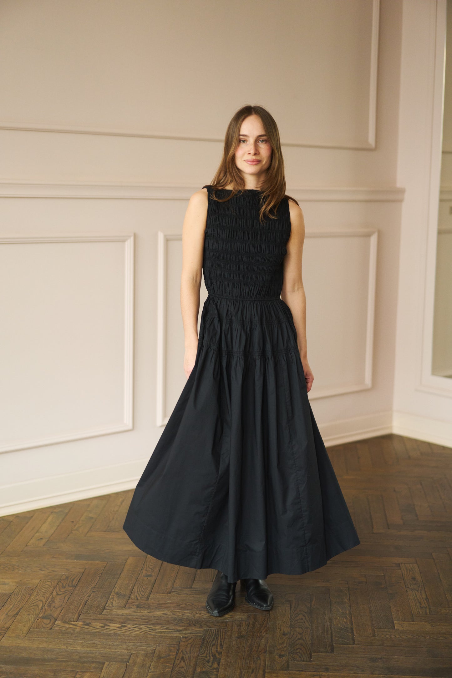 
                  
                    Melie Dress Black
                  
                