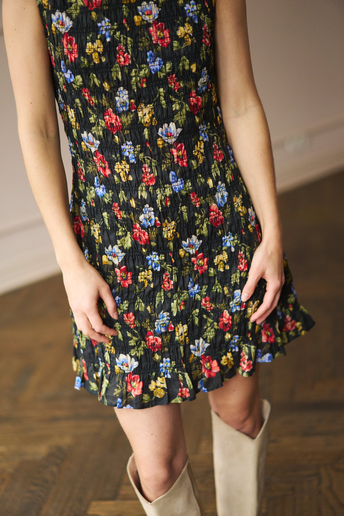 
                  
                    Gianna Dress Wild Rose
                  
                