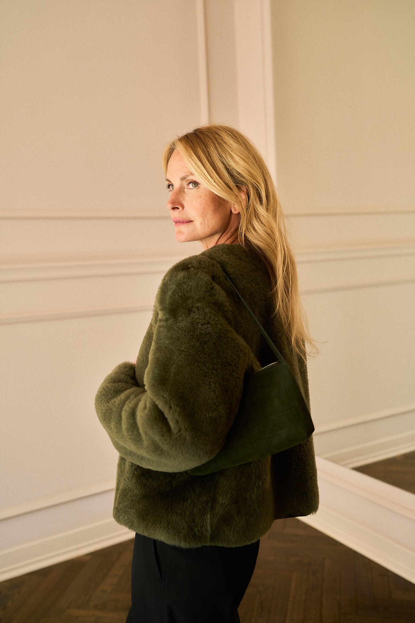 
                  
                    Bolero Jacket Shearling Green
                  
                