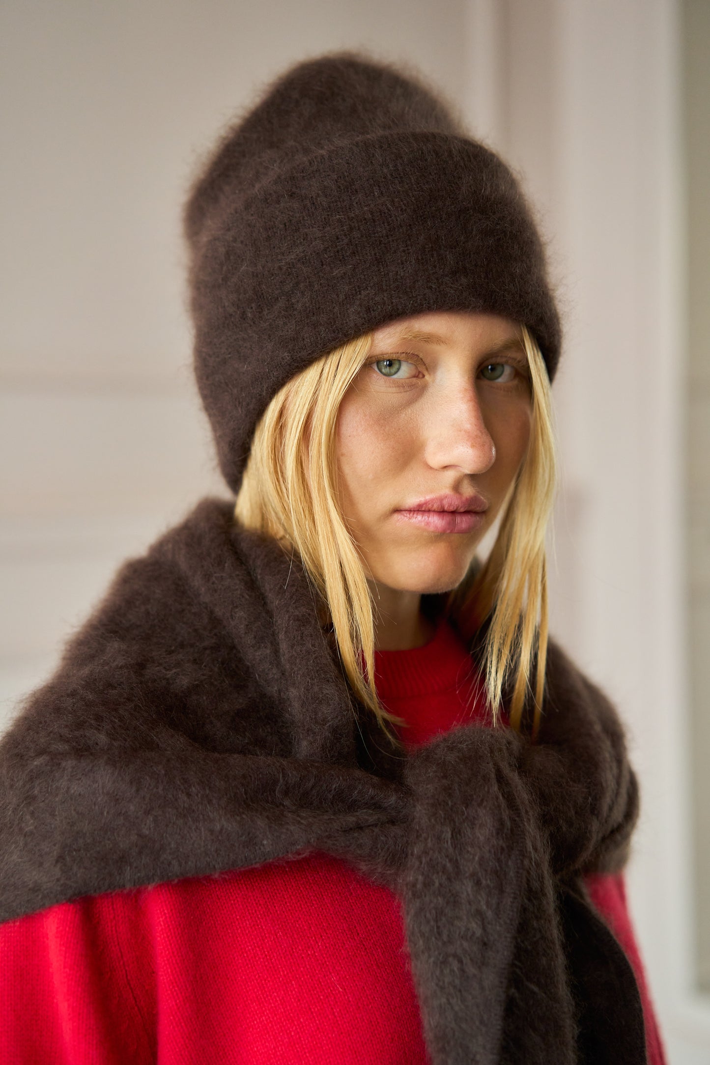 
                  
                    Brushed Cashmere Hat Chocolate Brown
                  
                