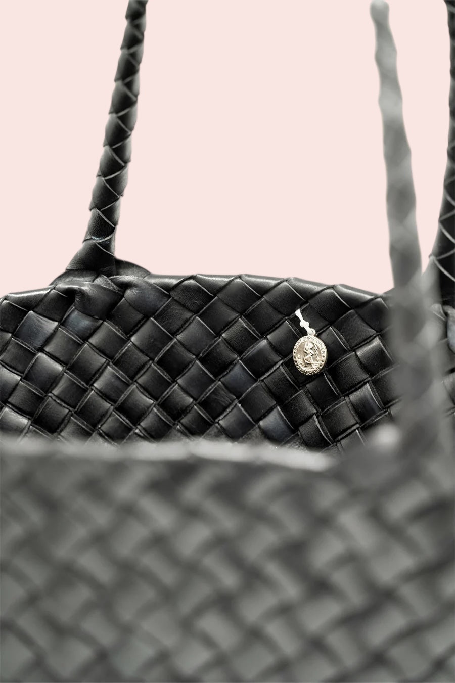 
                  
                    Dragon Diffusion Egola Bag Black
                  
                