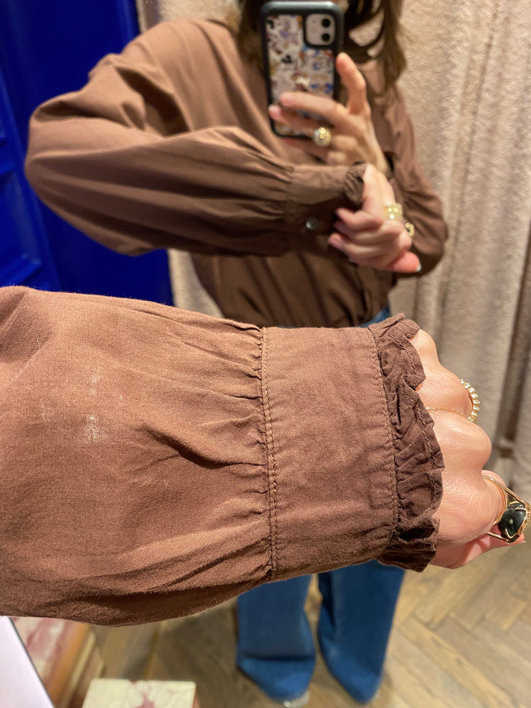 
                  
                    Amelie Shirt Brown
                  
                
