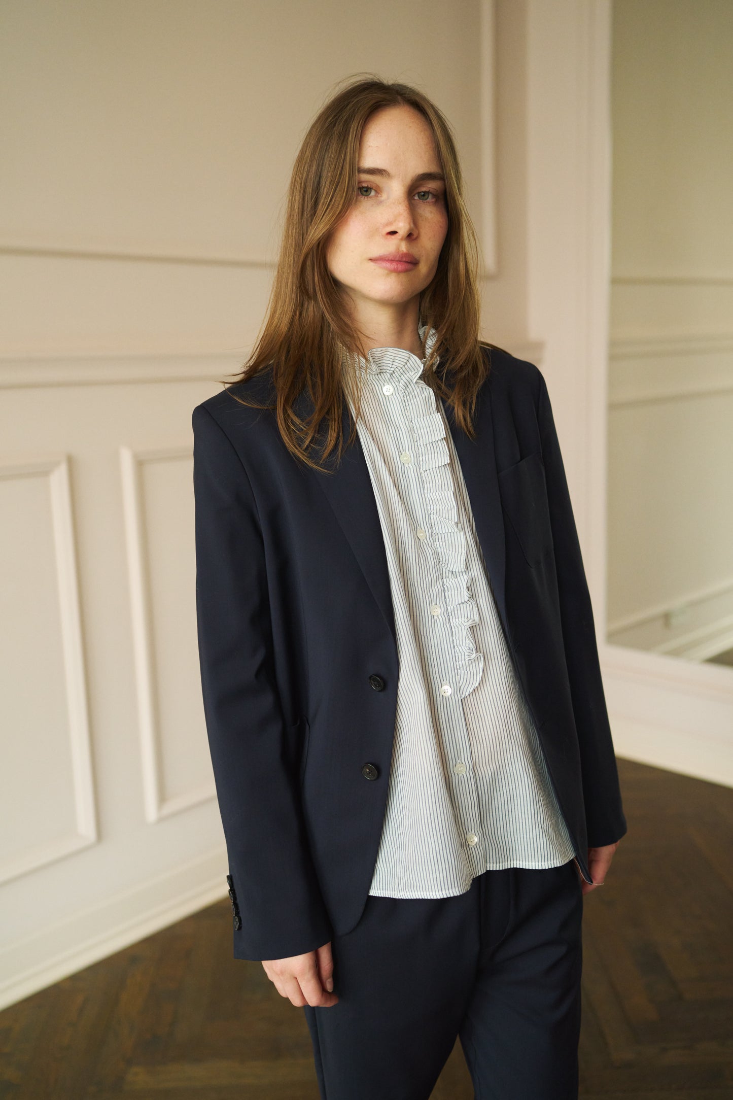 
                  
                    Back in Stock | Blazer Sila Navy
                  
                