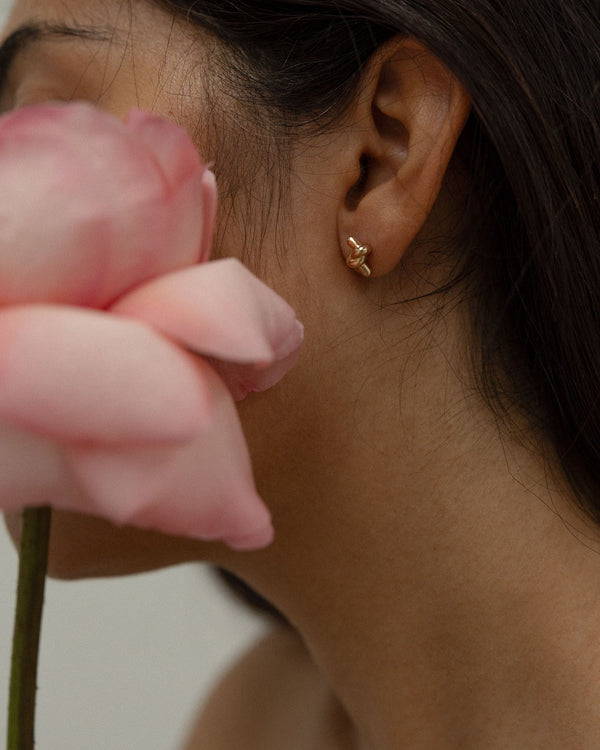 14k Gold Knot Studs