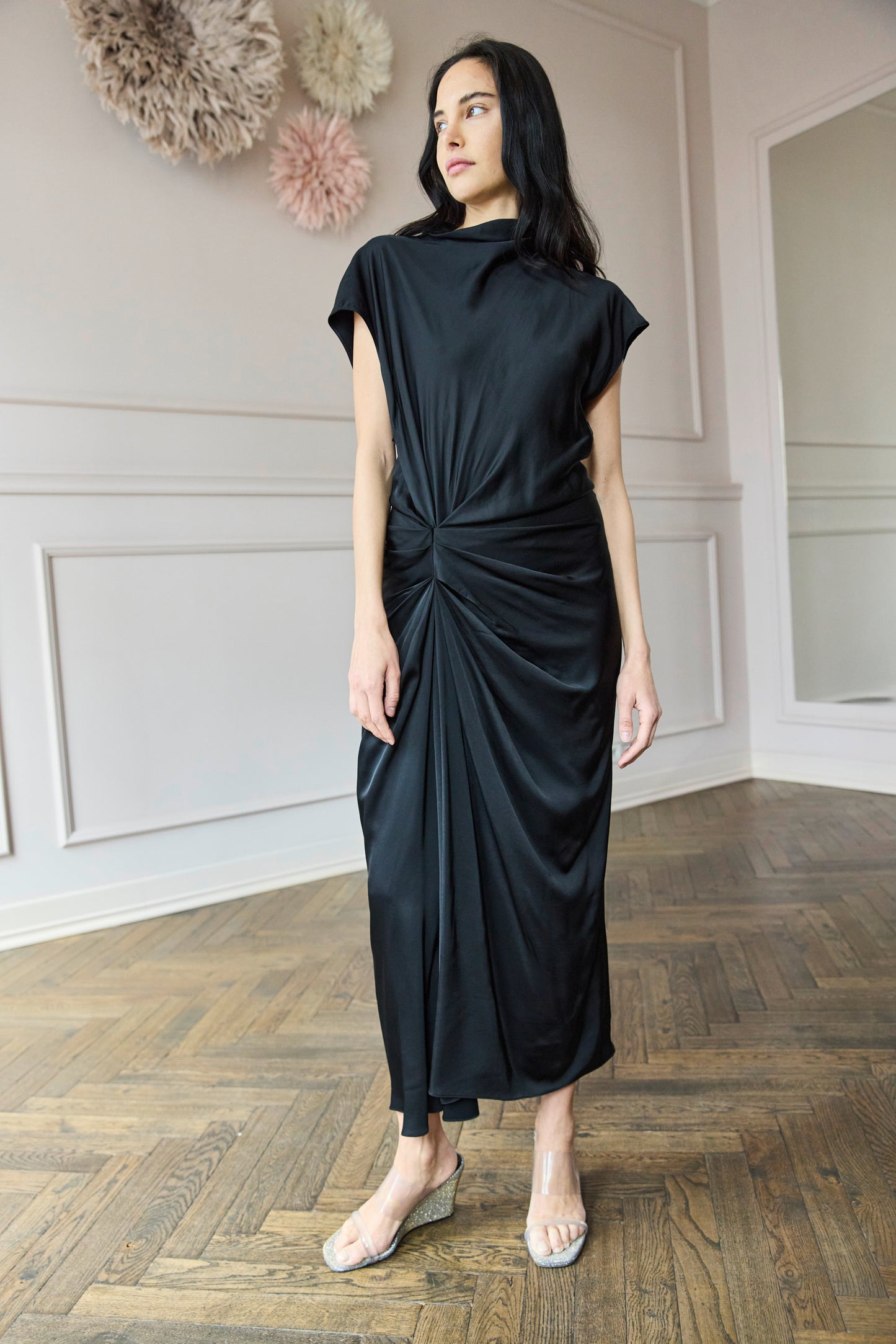 
                  
                    Alma Dress Black
                  
                