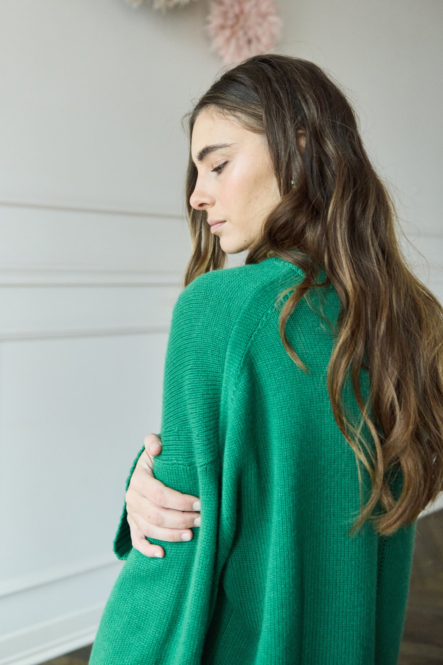 
                  
                    Ayden Sweater Moss
                  
                