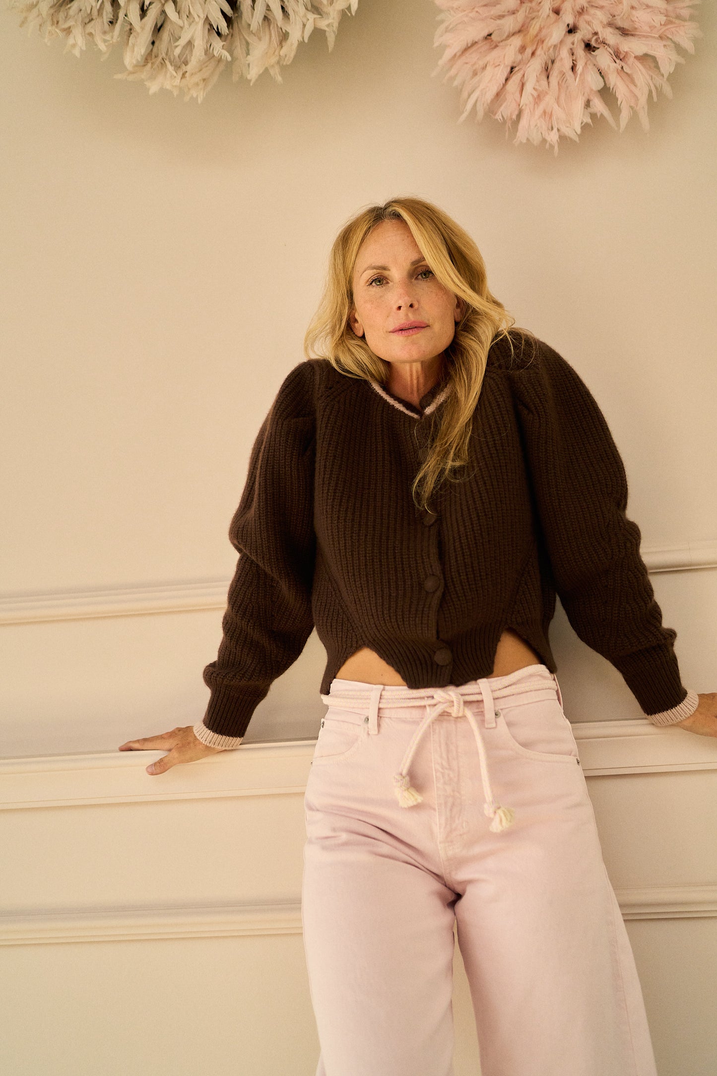 
                  
                    April-First-Berlin-April-Cashmere-Cardigan-Handknitted-Brown-Rosa
                  
                