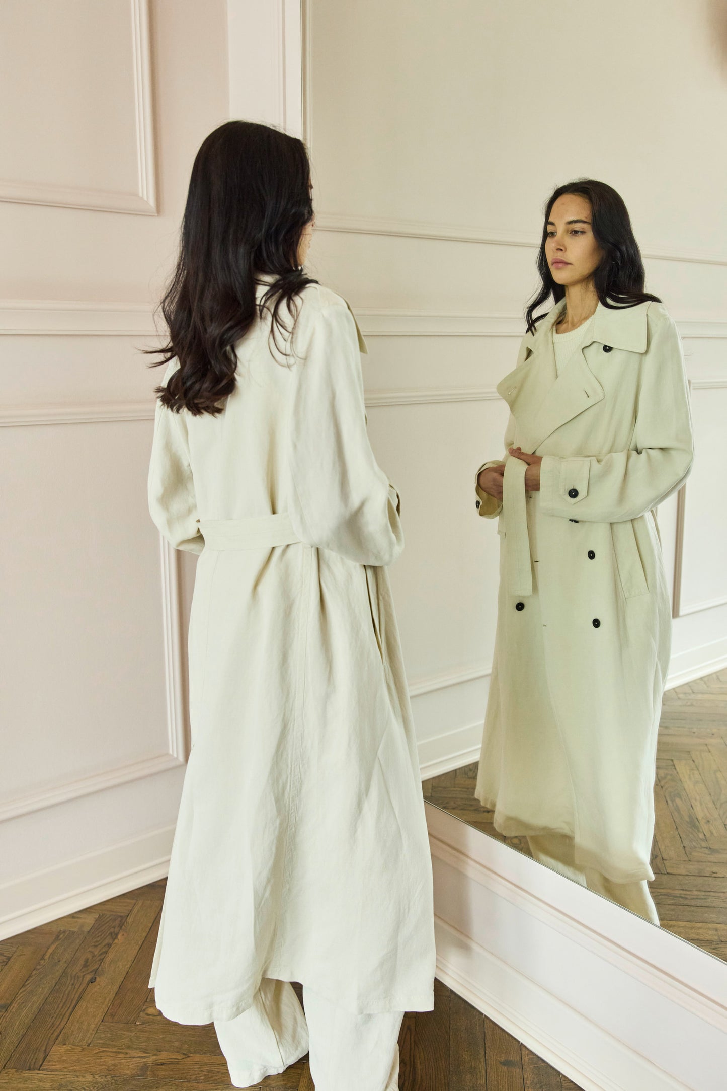 
                  
                    Trenchcoat Penny Brezza Cream
                  
                