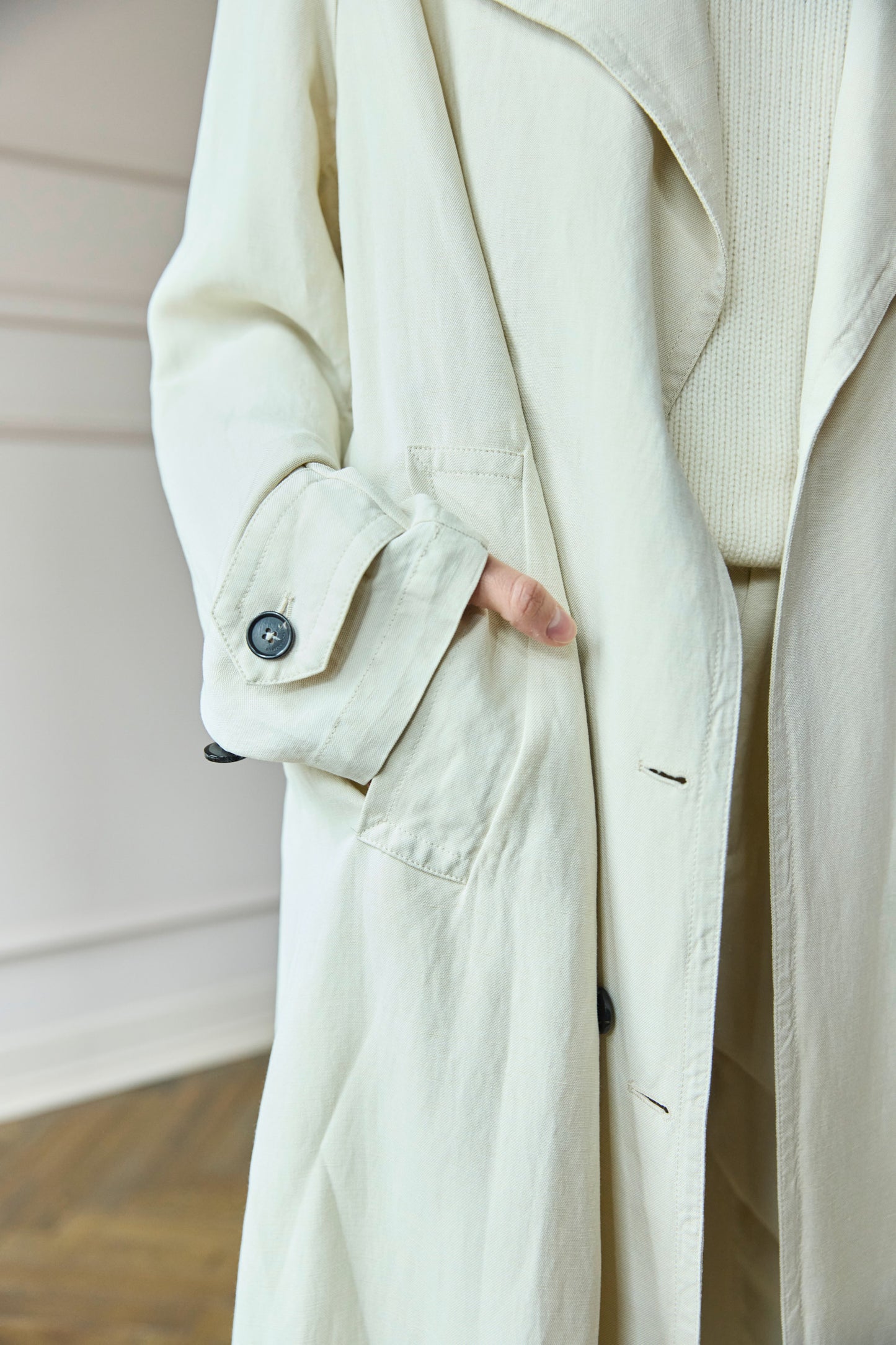 
                  
                    Trenchcoat Penny Brezza Cream
                  
                