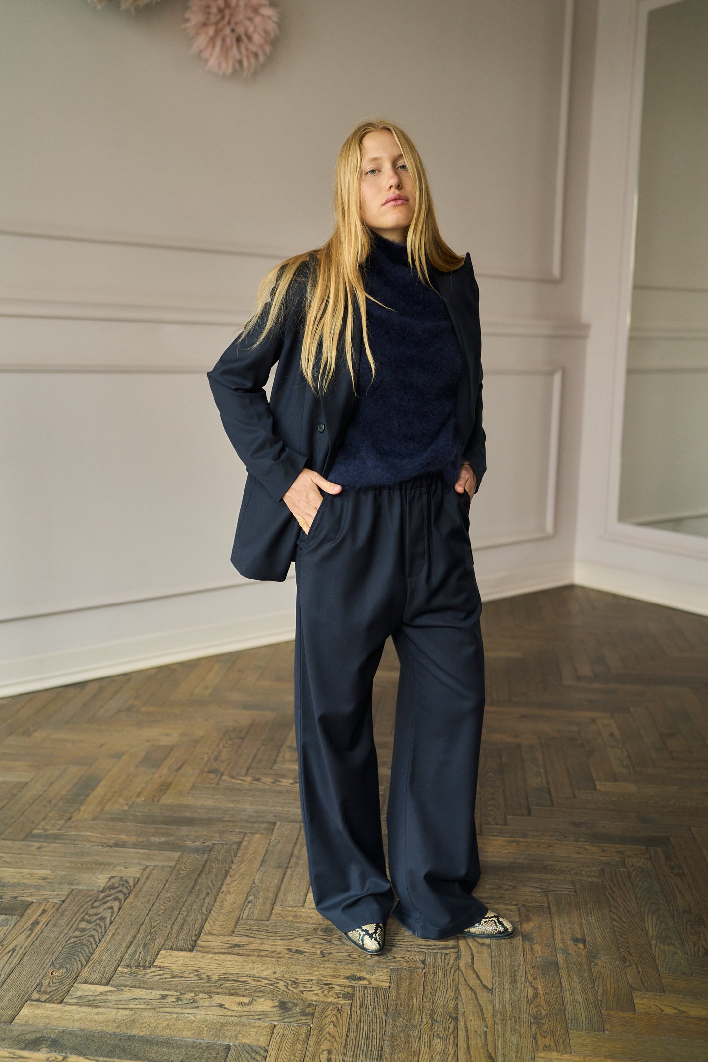
                  
                    Mariano Pants Navy
                  
                