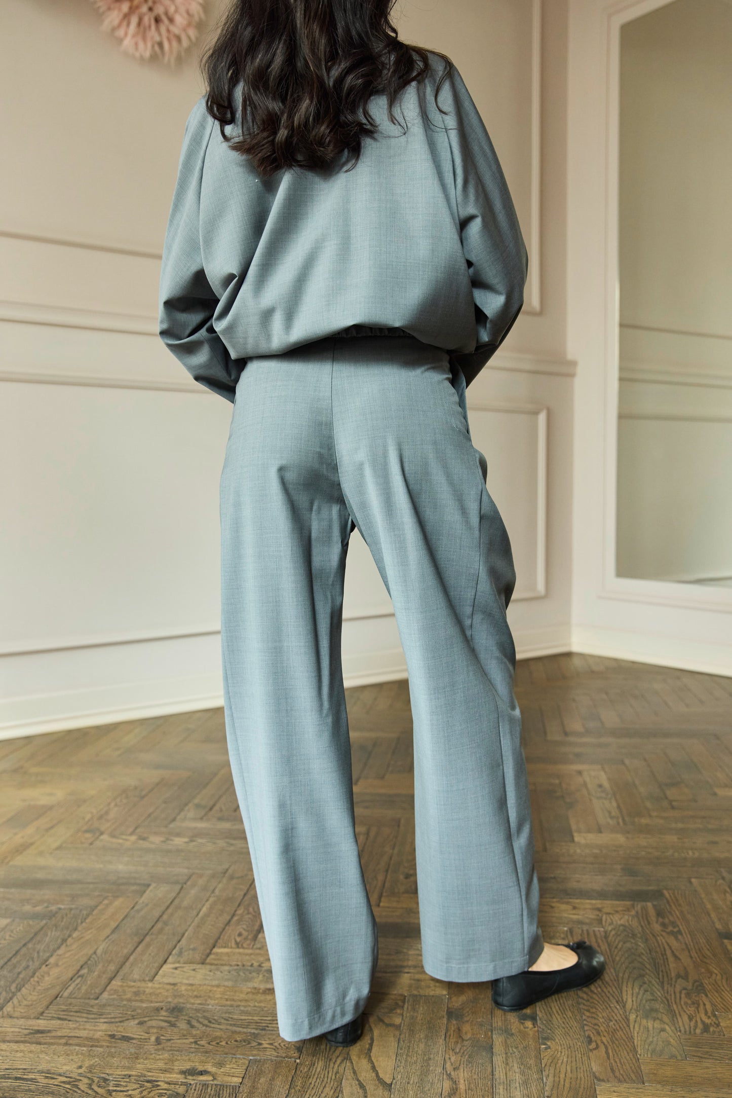 
                  
                    Pestrin Tropical Pants Grey
                  
                