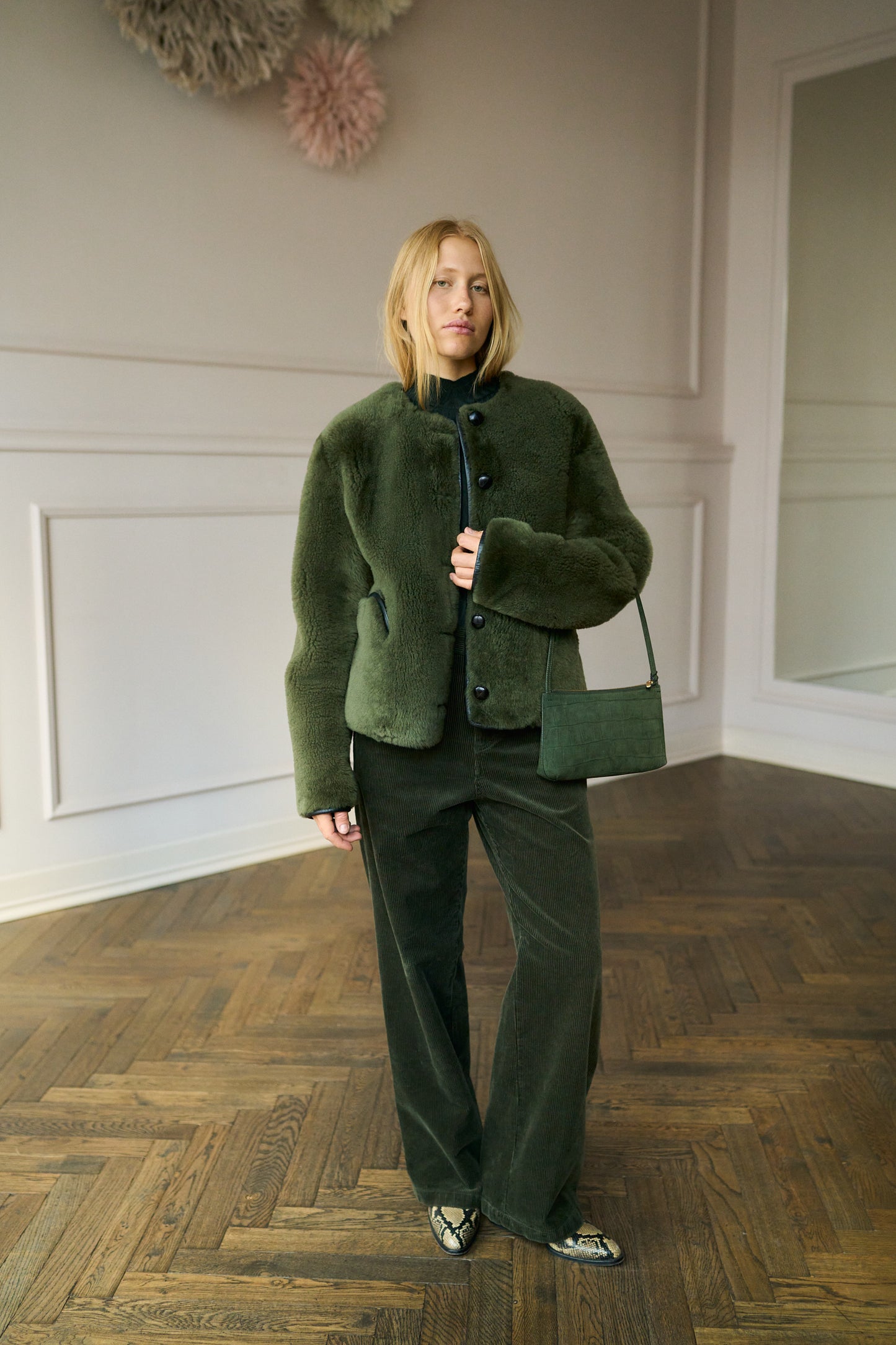 
                  
                    Bolero Jacket Shearling Green
                  
                