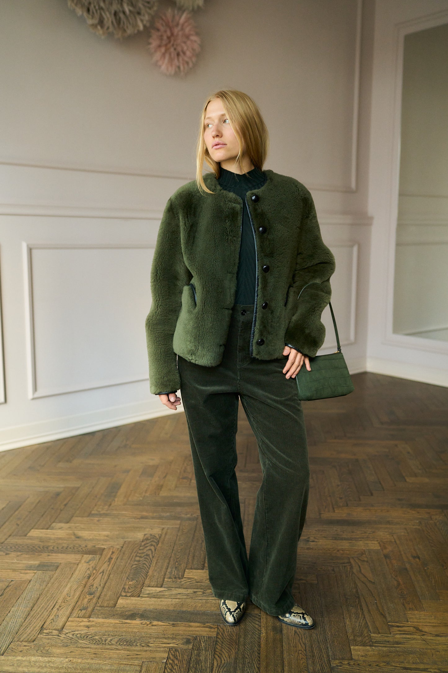 
                  
                    Bolero Jacket Shearling Green
                  
                