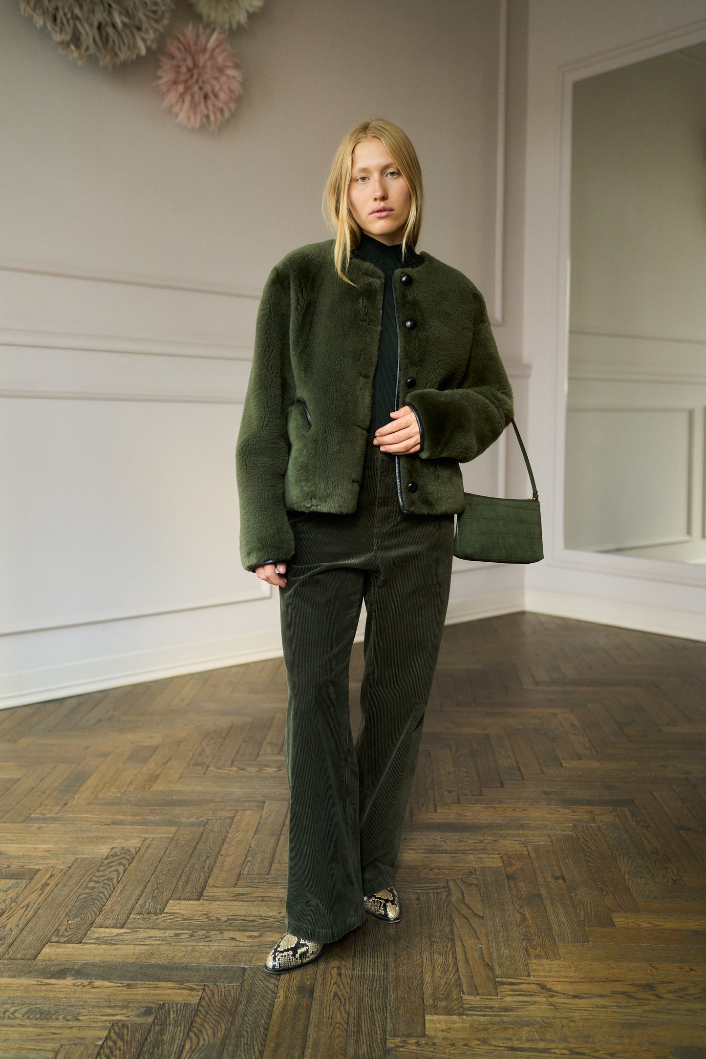 
                  
                    Bolero Jacket Shearling Green
                  
                