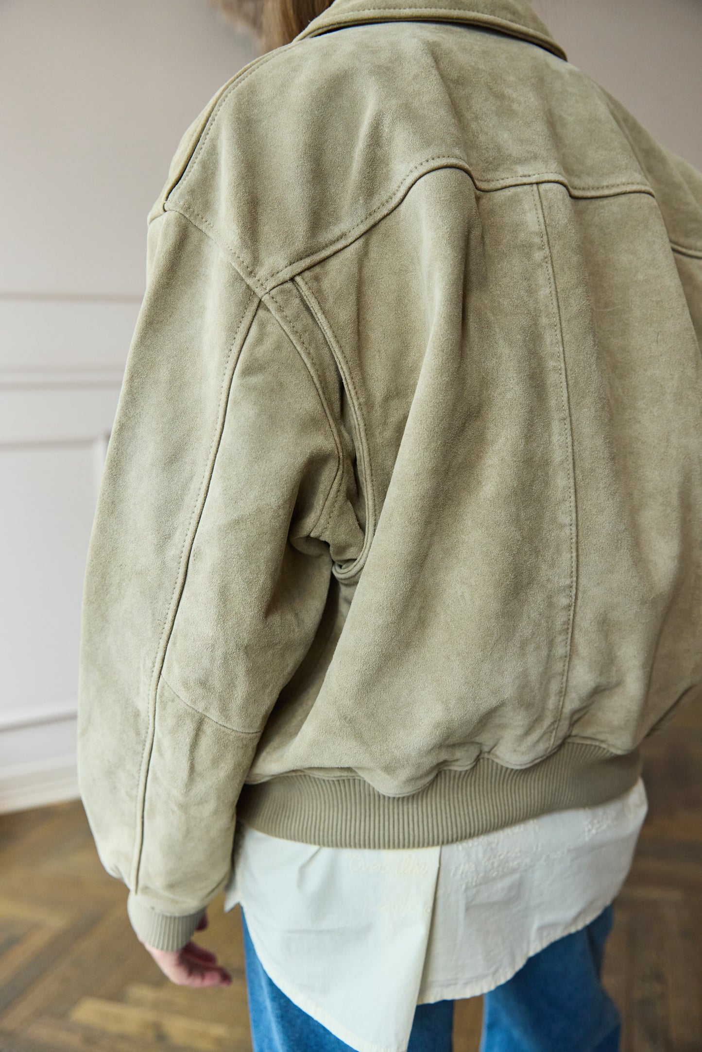 
                  
                    April-First-Berlin-Citizen-of-Humanity-Leather-Vivienne-Bomber-Jacket-Olive
                  
                