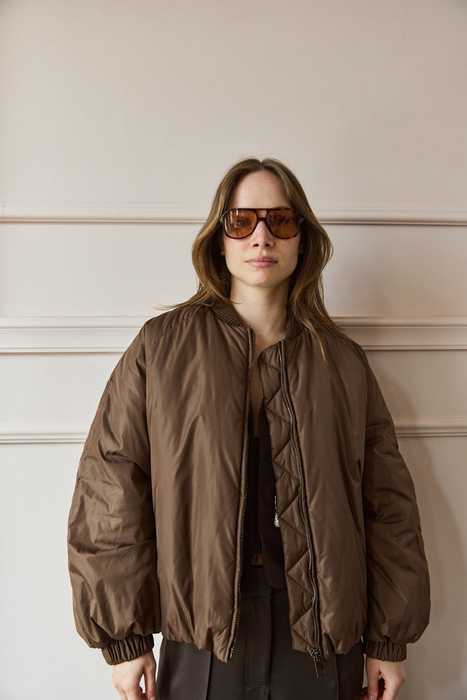 
                  
                    Gelo Sunglasses Tortoise Cinnamon
                  
                