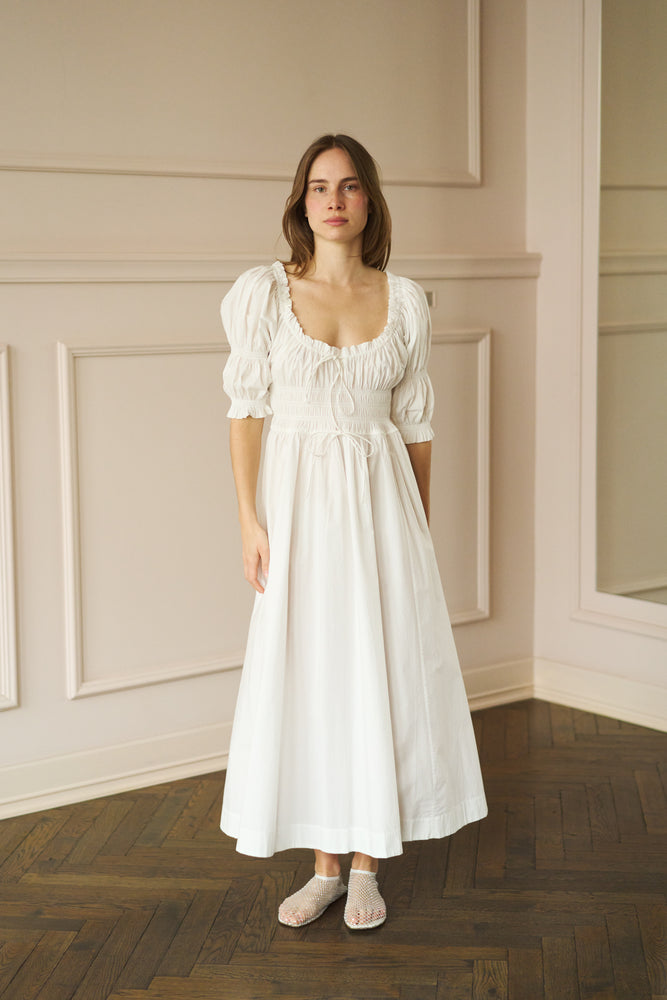 Dôen Ischia Dress – Cotton Smocked Salt
