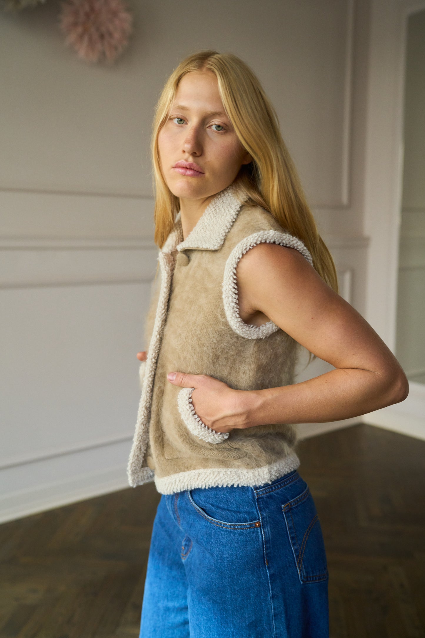 
                  
                    Grizzly Wrangler Vest Camel
                  
                