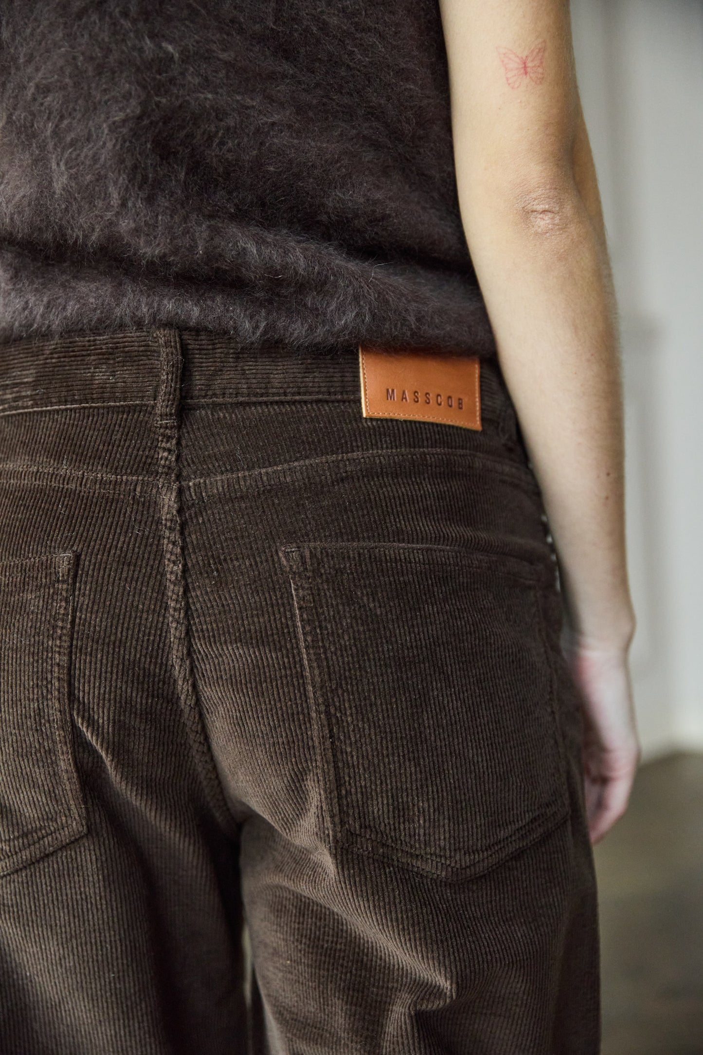 
                  
                    Perier Corduroy Pants Brown
                  
                