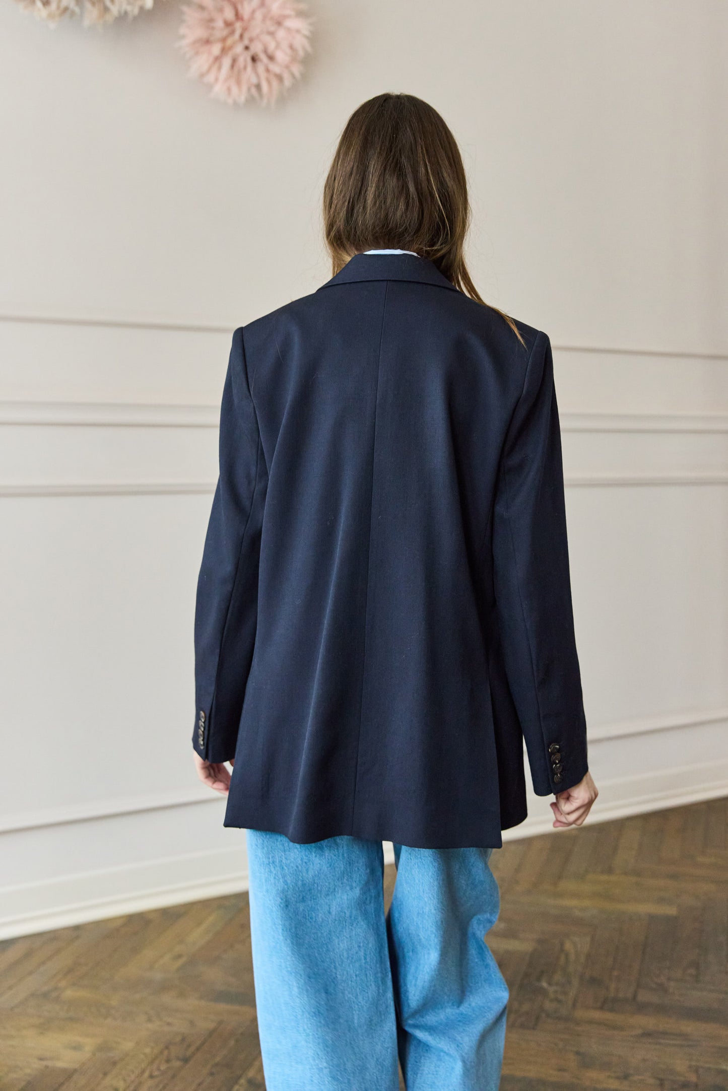 
                  
                    April-First-Berlin-Soeur-Gianni-Blazer-5
                  
                