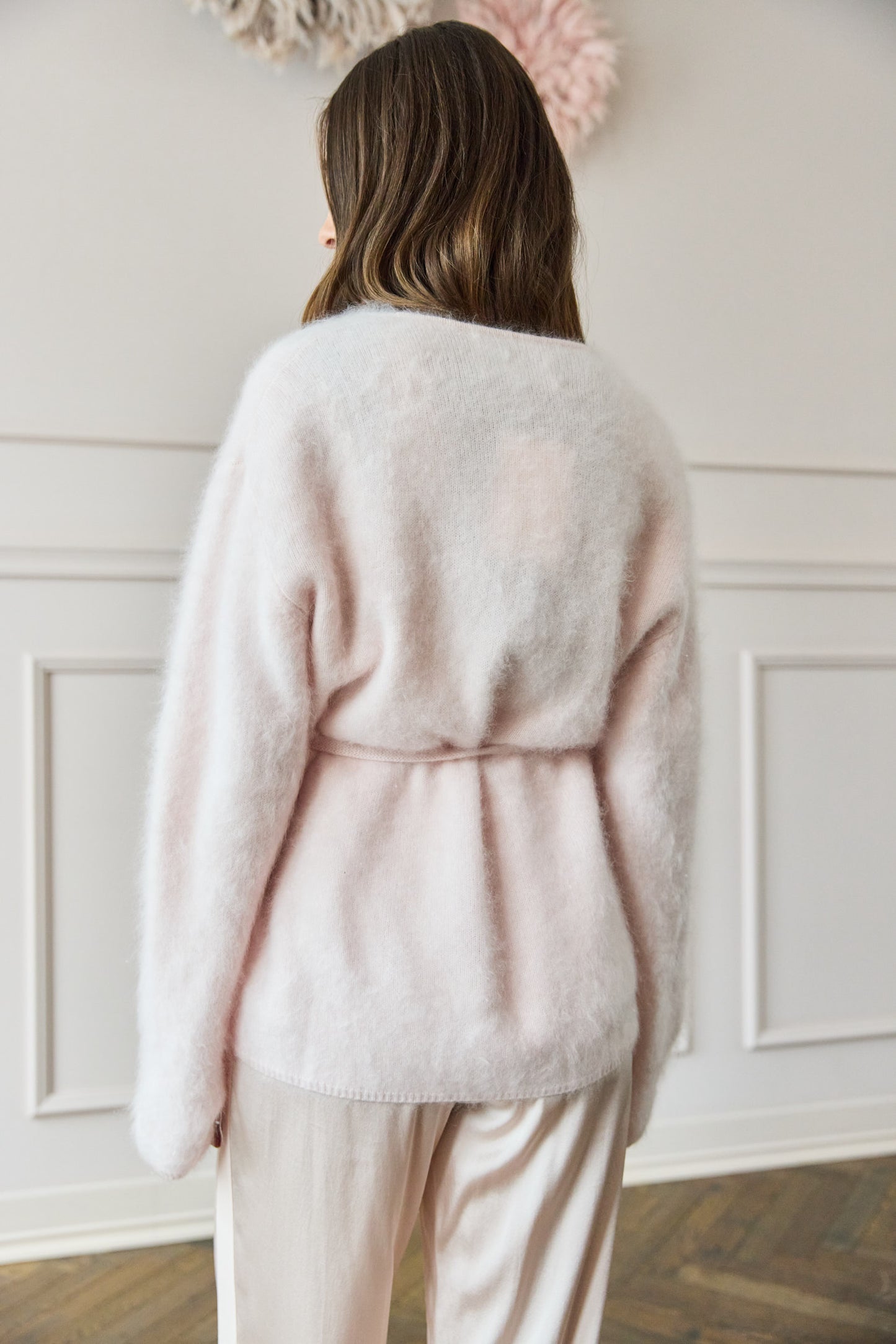 
                  
                    April-First-Berlin-Soft-Goat-Brushed-Cashmere-Cardigan-Powder
                  
                