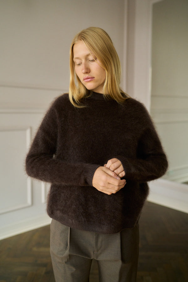 Brushed Boyfriend Crewneck Mocha