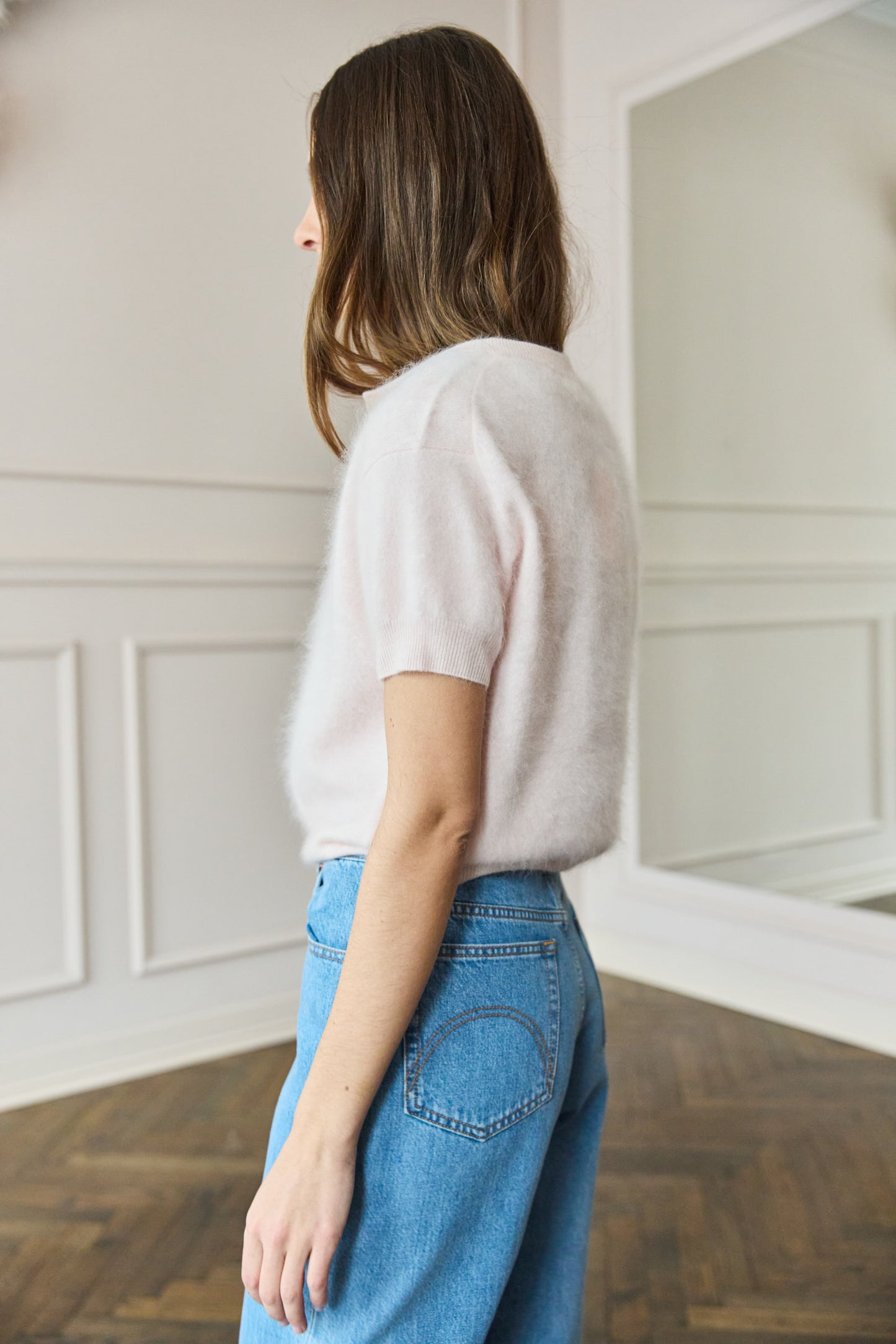 
                  
                    April-First-Berlin-Soft-Goat-Brushed-Short-Sleeve-Cardigan-Powder
                  
                