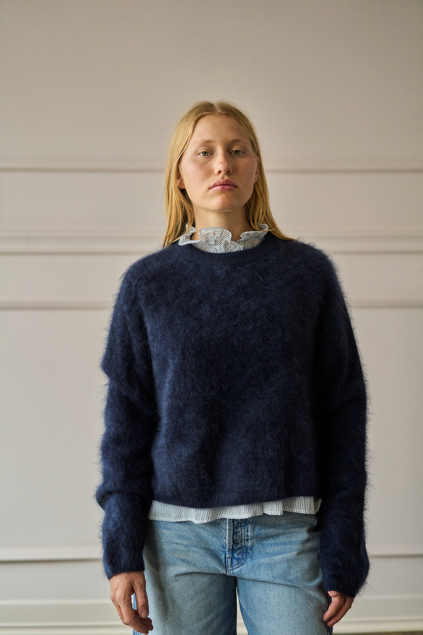 
                  
                    Brushed Crewneck Navy
                  
                