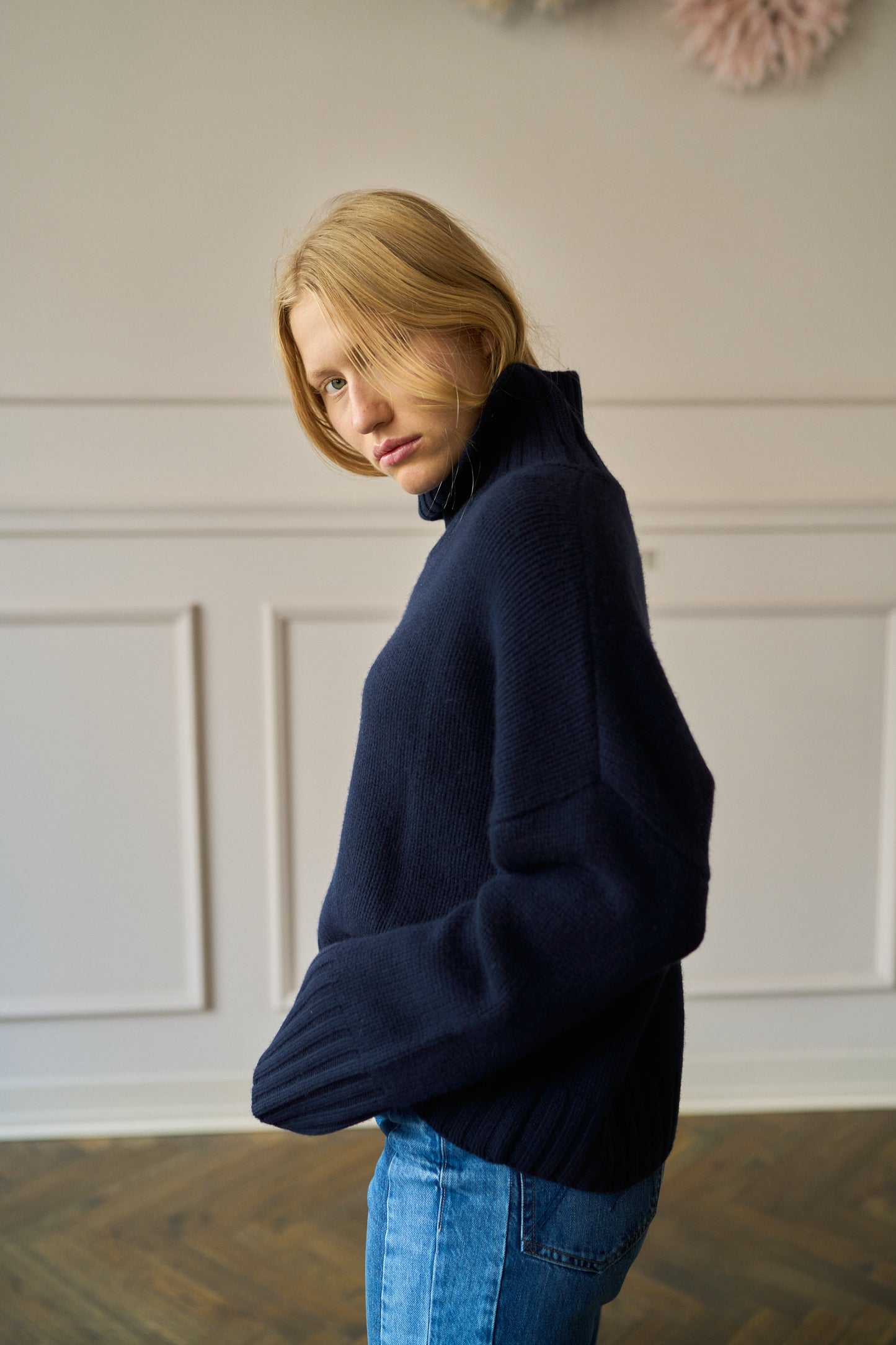 
                  
                    Girlfriend Turtleneck Navy
                  
                