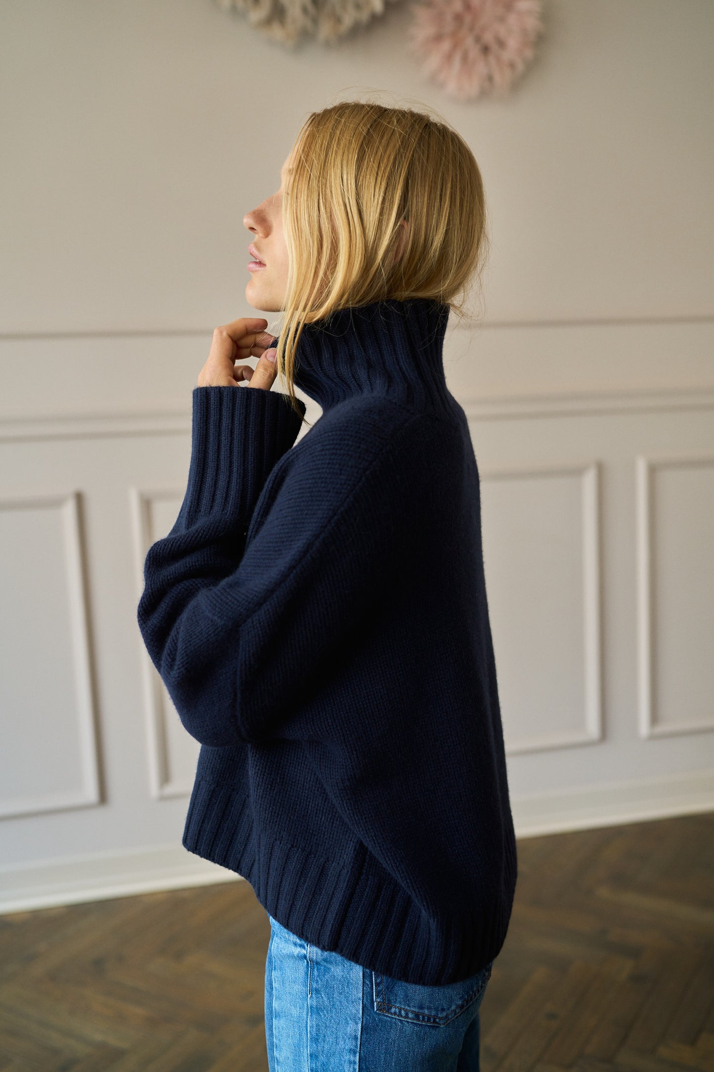 
                  
                    Girlfriend Turtleneck Navy
                  
                