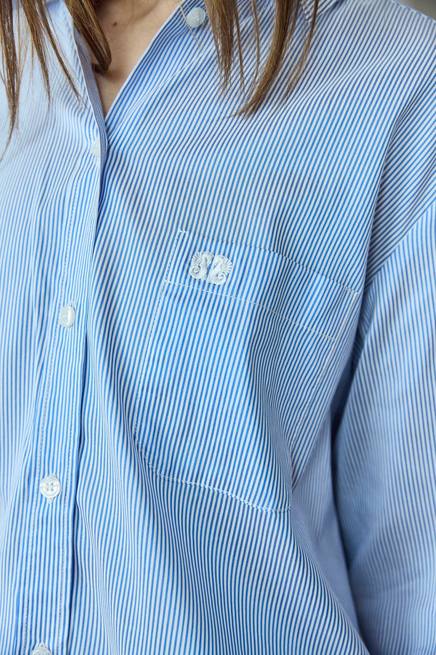 April-First-Berlin-Blaze-Milano-Catalina-Anabas-Shirt-Sky