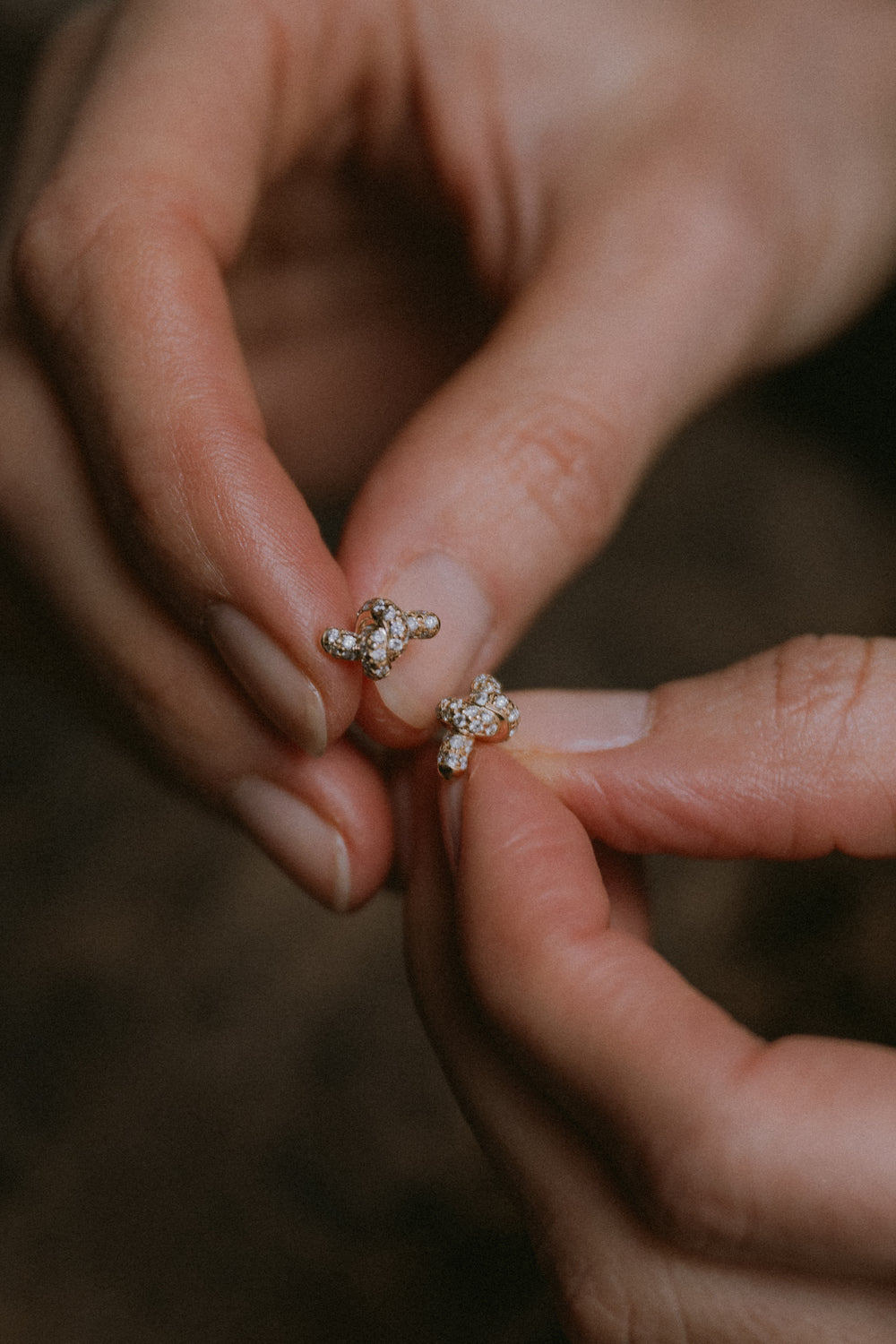 April First 14k Gold Knot Studs Pavé