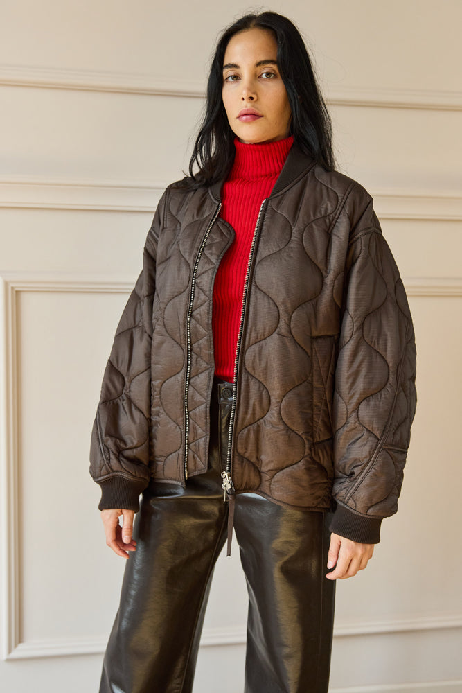 
                  
                    Isla Quilted Jacket Brown
                  
                
