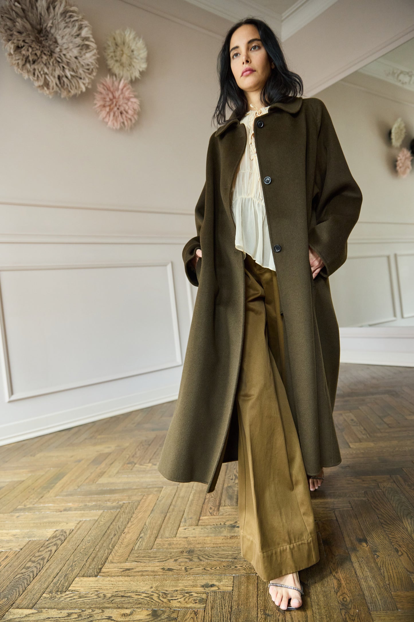 
                  
                    Cape Coat Khaki
                  
                