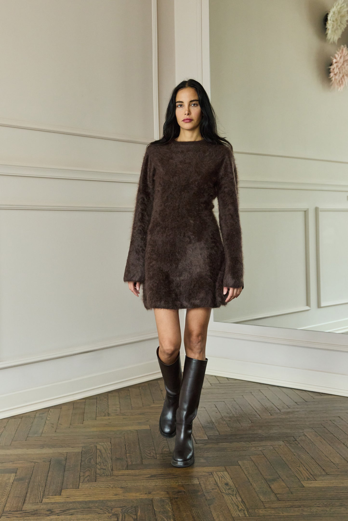 
                  
                    Brushed Cashmere Dress Chocolate
                  
                