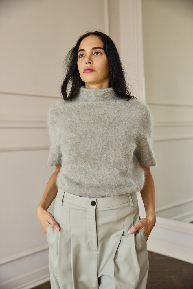 
                  
                    Brushed Cashmere Shirt Greige
                  
                