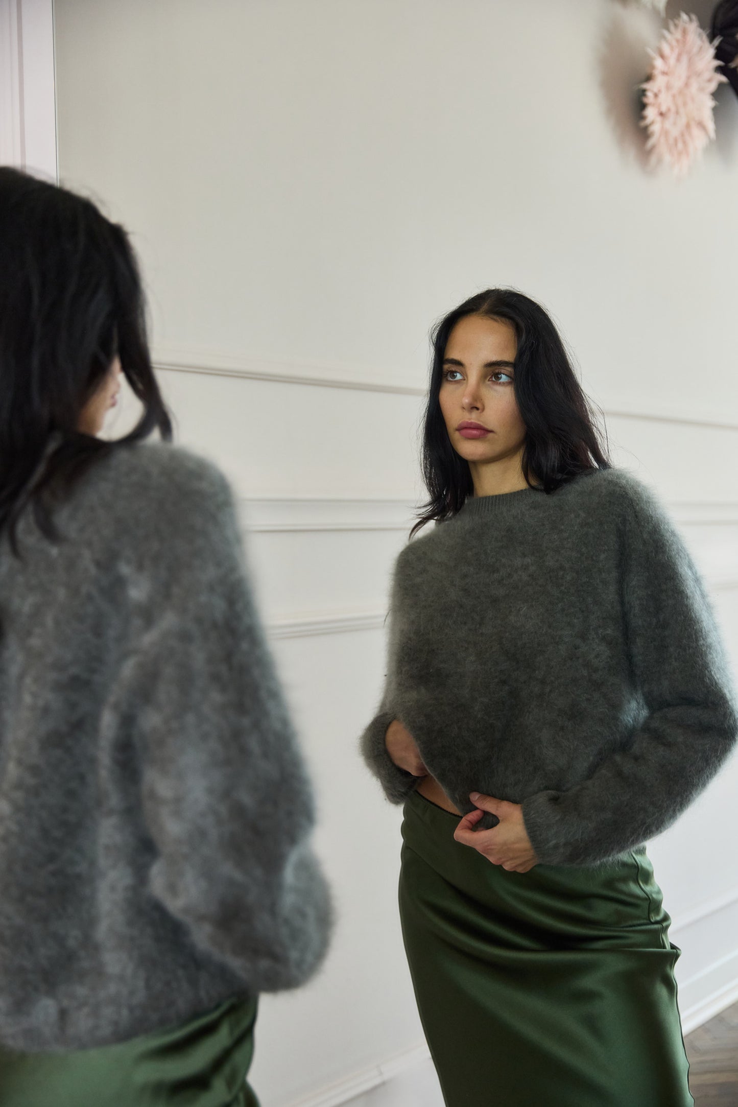 
                  
                    Brushed Cashmere Knit Olive
                  
                