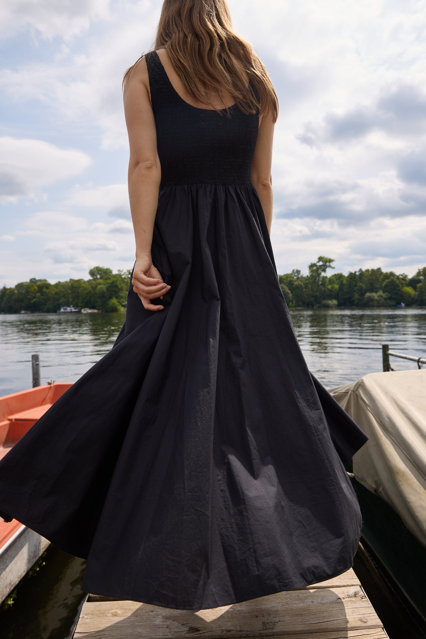 
                  
                    Xirena Florence Dress Black
                  
                