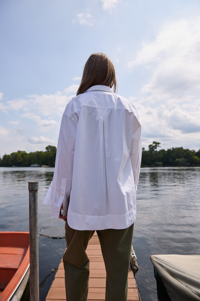 
                  
                    Xirena Juneau Shirt White
                  
                