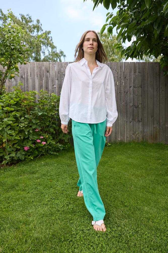 
                  
                    Xirena Belle Shirt White
                  
                
