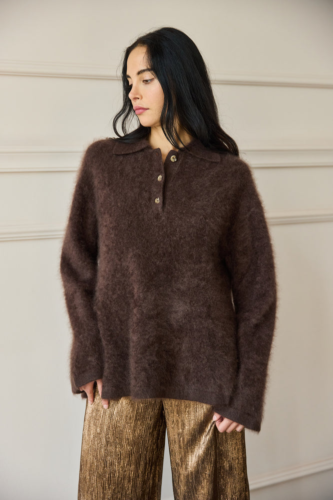 
                  
                    Brushed Cashmere Polo Knit Chocolate
                  
                