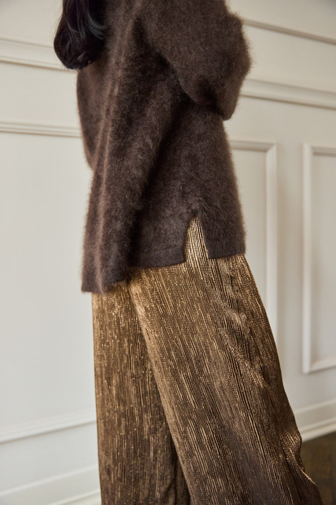 
                  
                    Brushed Cashmere Polo Knit Chocolate
                  
                