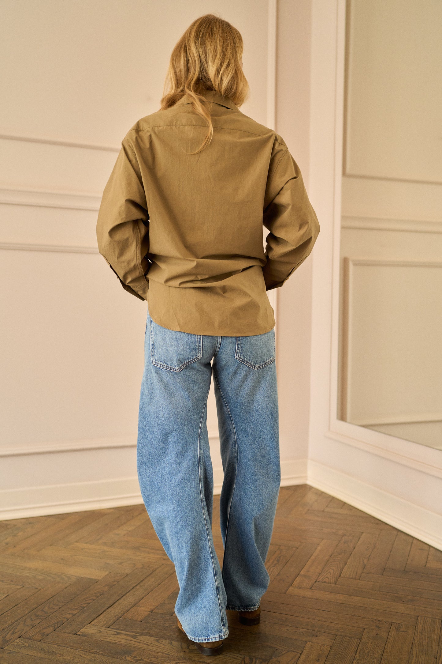 
                  
                    April First Berlin Agolde Sona Shirt Dark Khaki
                  
                