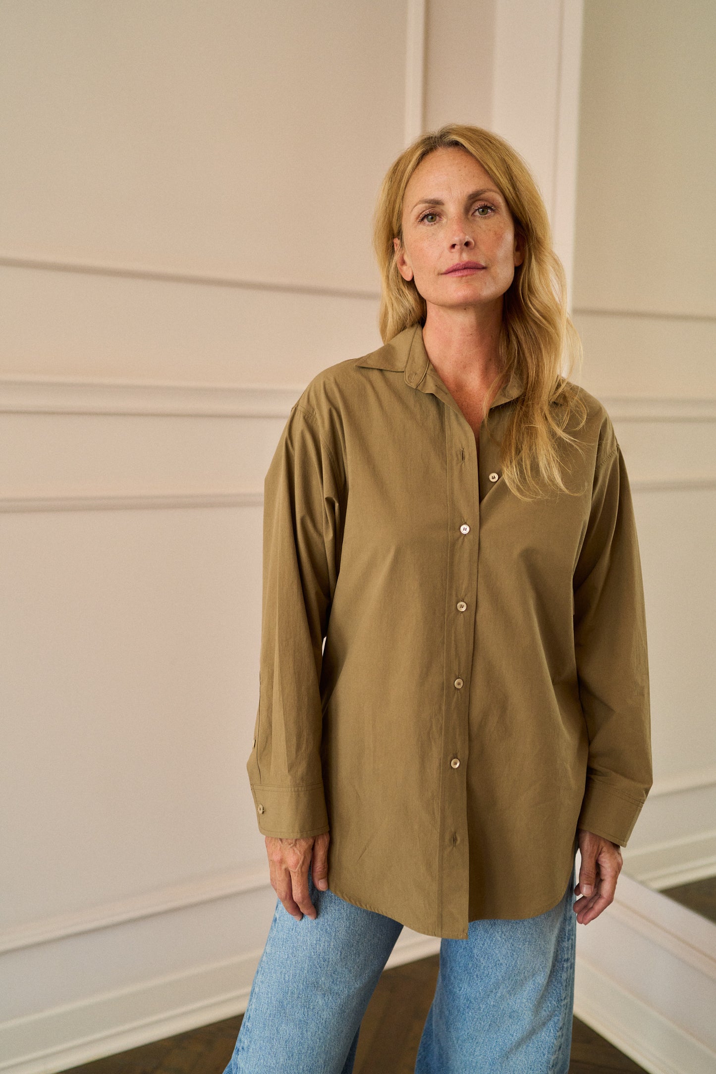 April First Berlin Agolde Sona Shirt Dark Khaki