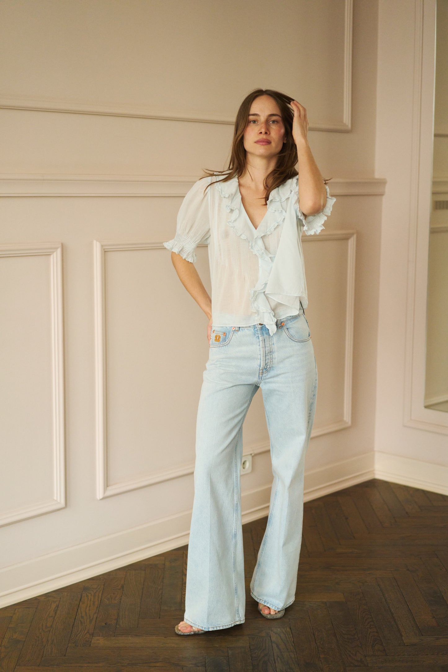 
                  
                    April First Berlin Doen Henri Top Alice Blue
                  
                