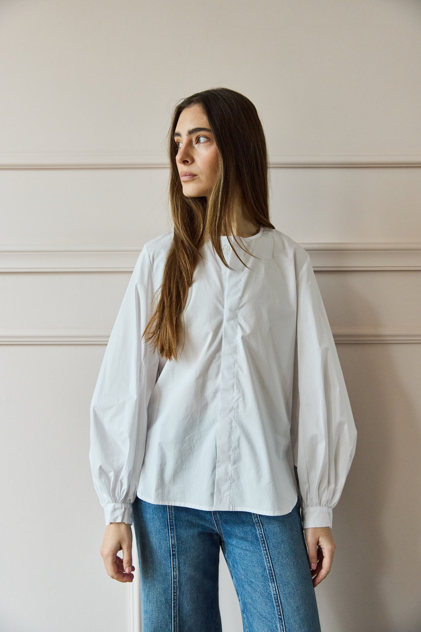 
                  
                    April First Berlin Roberto Collina Balloon Sleeve Poplin Shirt White
                  
                